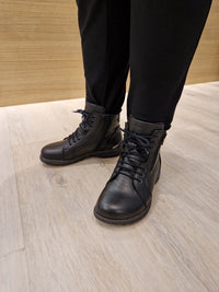 Leveäkärkiset ja hyvin avautuvat New Feet nilkkurit - vain Kenkä-Ralesta