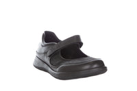 Naisten New Feet remmiballerinat