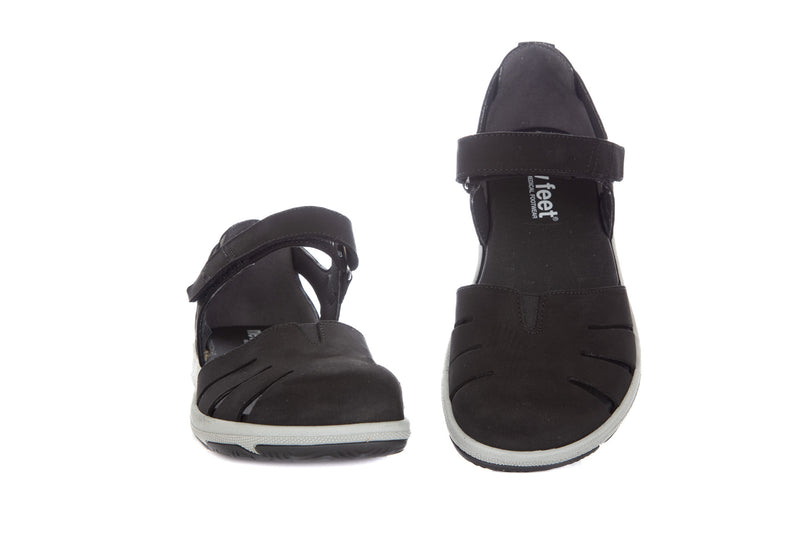Naisten varpailta umpinaiset New Feet sandaalit