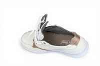 Naisten tilavat New Feet kengät - rintaville jaloille