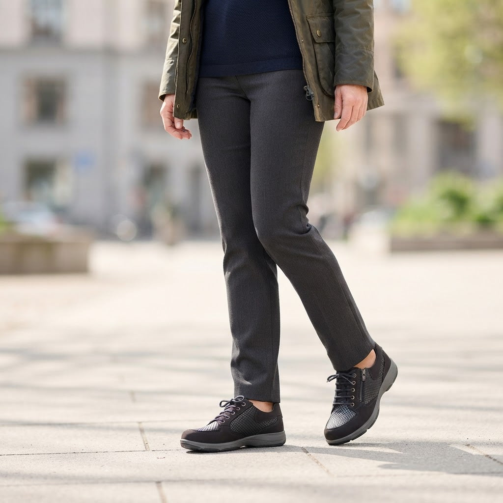 Leveäkärkinen New Feet kävelykenkä