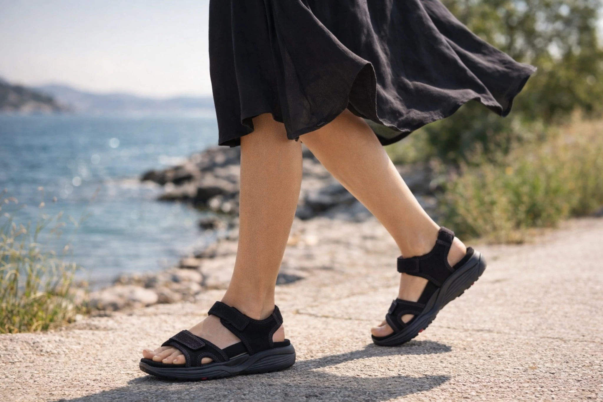 Xsensible Nikiti sandaalit kipeille jalkaterän nivelille - rullaavat pohjat